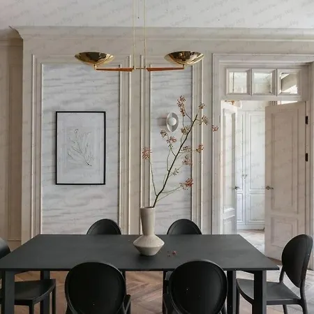 Hotel Modern Hugo