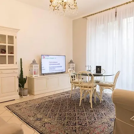 Lejlighed Classbnb - Central Apartment 400 Meters From Milan Duomo *