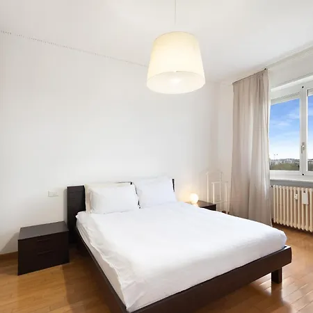 Allianz House - Panoramic San Siro Cozy House Apartment Milan