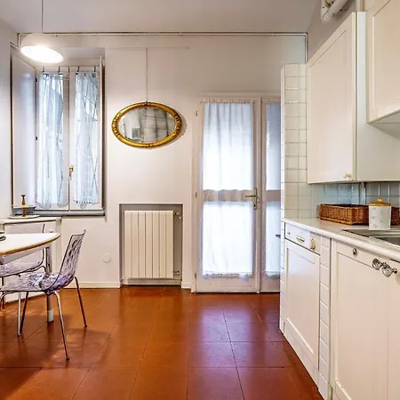 Brand New 1 Bedroom In Brera Lejlighed