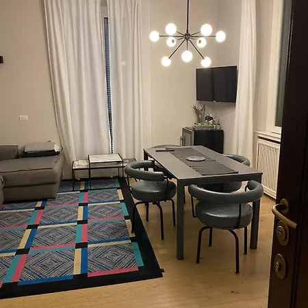Montenero Apartment Milán