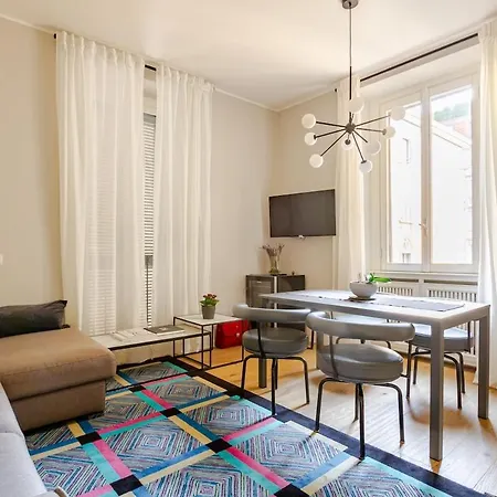 Montenero Apartment * Milán