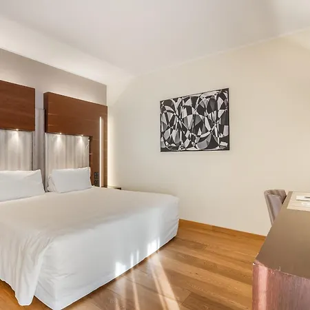 Art Navigli 4*