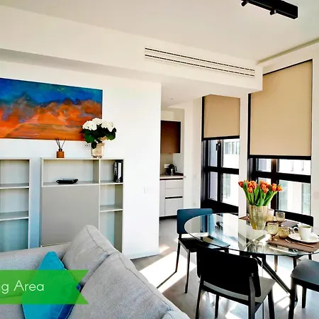 San Babila Tower With Panoramic Terrace Overlooking Duomo By Rentopolis Apartment *