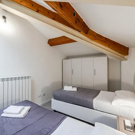 Apartment - Spazioso Vicino Metro Mailand