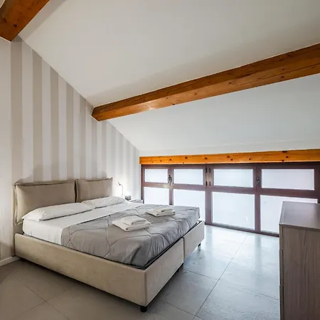 Apartment - Spazioso Vicino Metro *