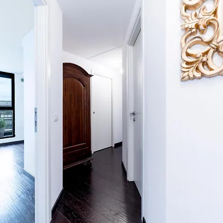 Apartamento Luxury - Pompeo Mariani 6 Big
