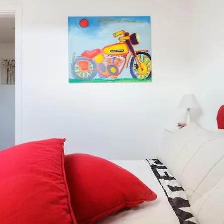 Walking To The Duomo From A Luxury Penthouse