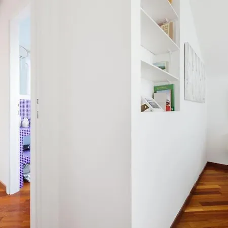 Walking To The Duomo From A Luxury Penthouse Lägenhet *