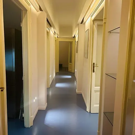 Easy Italy Grand Apartment