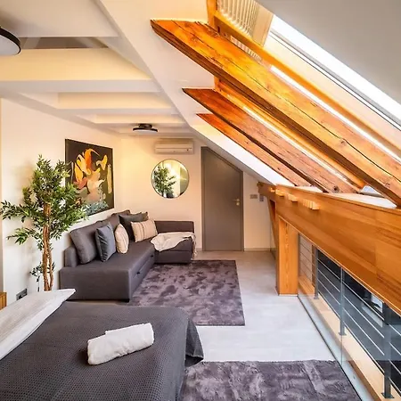 公寓 Near Duomo 4bedrooms