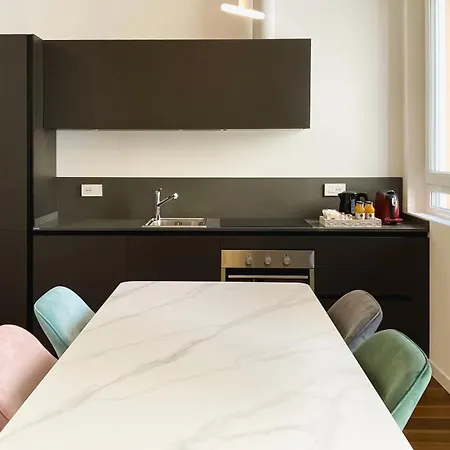 Ξενοδοχείο με διαμερίσματα Corti Segrete - Centro 4*