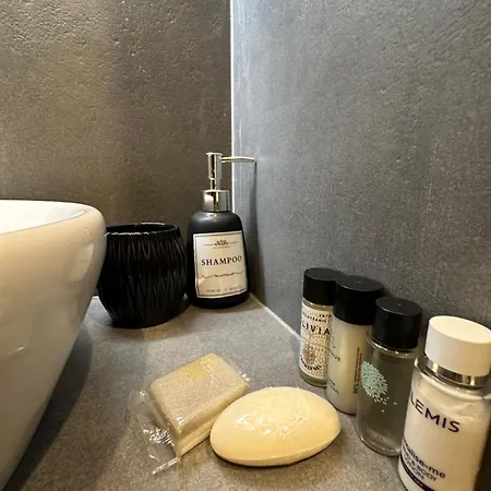 Duomo Private With Wi-fi Just Steps From The Duomo Demetra *