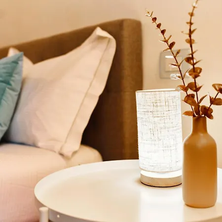 Appartement Riverside Loft Navigli - Spacious Two-bedroom Milaan