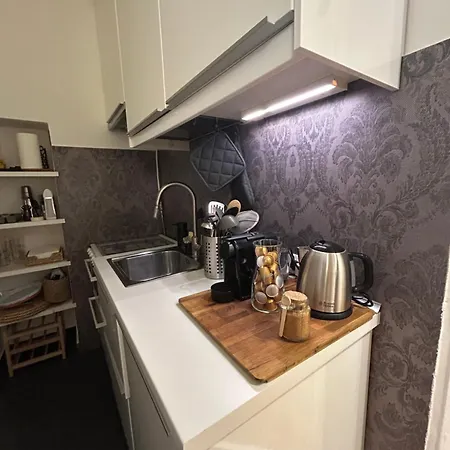 Apartment Bilocale Red House - Two Red House, Cosy Flat Milan