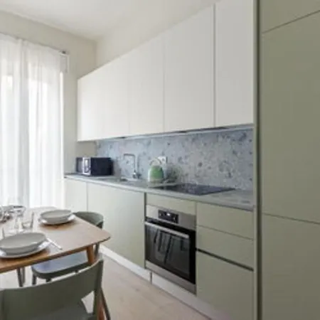 Apartment Palazzo Visconti Di Modrone, Two Beautiful By Halldis *