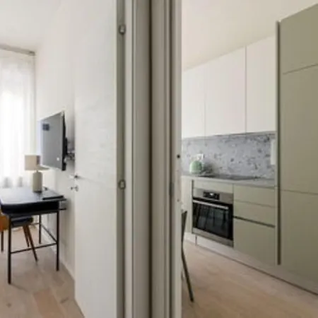 Apartment Palazzo Visconti Di Modrone, Two Beautiful By Halldis Milan