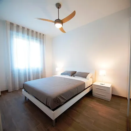 La Casa Perfetta In Gioia Appartement Milan