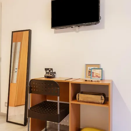 Casa Zoe Flexyrent Lägenhet Milano