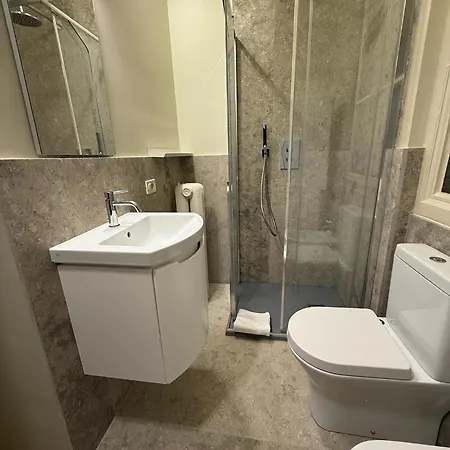 Apartment Luxury Design 1br 1ba High Ceilings Mailand