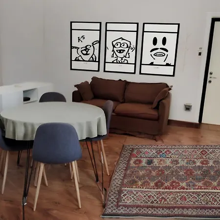 Vfh Eustachi Stylish شقة *