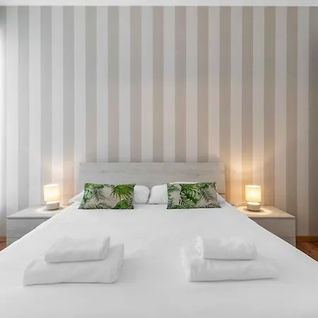 San Siro Stadium 4 Guest *