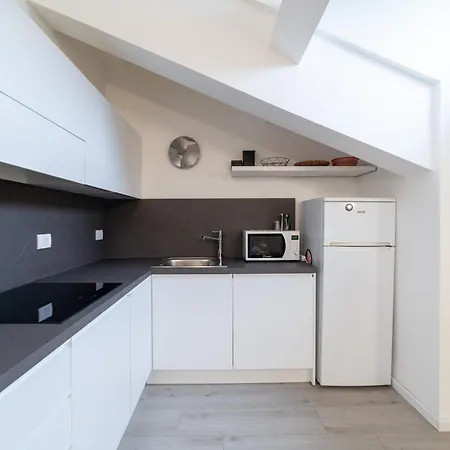 Cozy - Porta Romana, Apartment