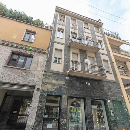 Apartment Via Cerva 7 Mailand