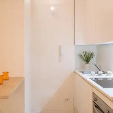 Garibaldi , Intrho 아파트 밀라노