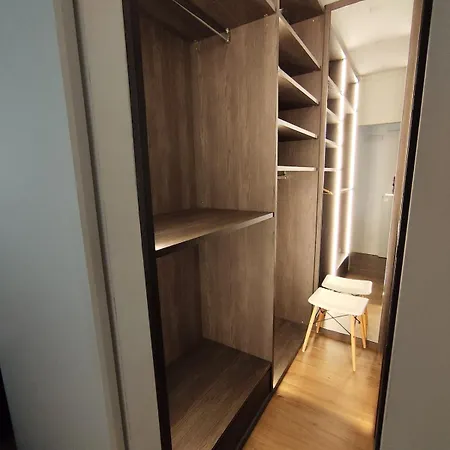 Big Luxury - California M4