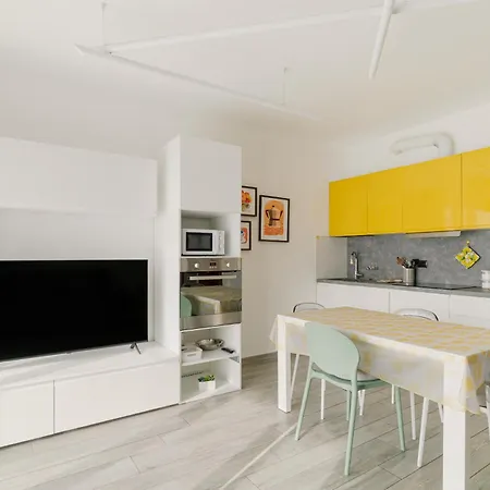 Precotto - G Pirelli - Bilocale Con Ampio Balcone * Milán