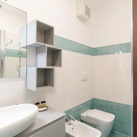 Precotto - G Pirelli - Bilocale Con Ampio Balcone * Milán