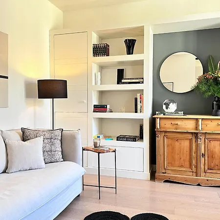 Lily Pads -elegant Apartment- In The Center