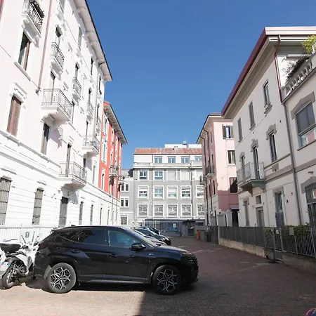 Beautiful Loft Near Navigli *