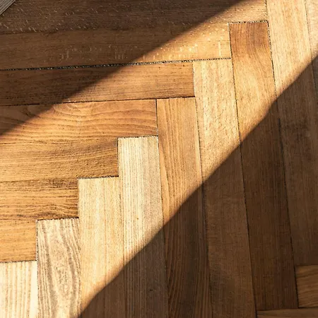 - Elegant ميلان