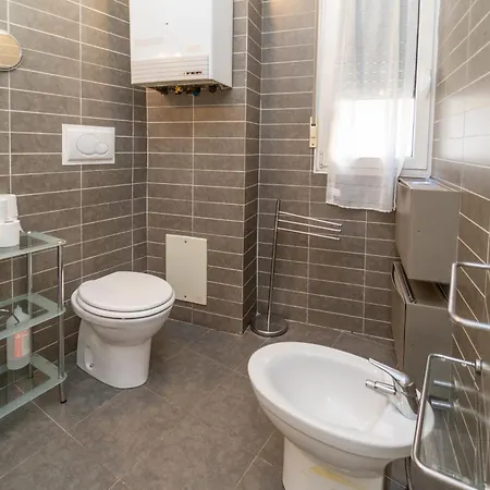 Easy Italy Prada Apartmán Milán