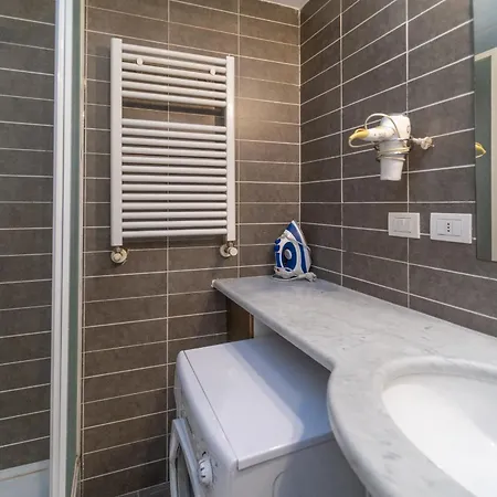 Easy Italy Prada Apartmán