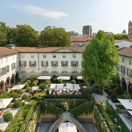 Four Seasons 5* Milan