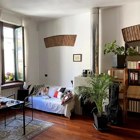 Adalbert House On 2 Levels דירה מילאנו