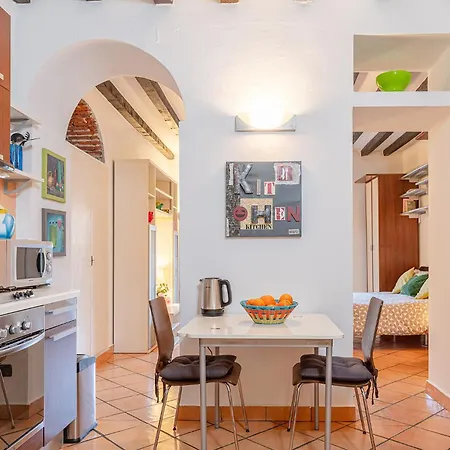 Comfort In Navigli Area Apartment Milan