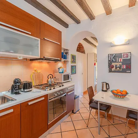 Comfort In Navigli Area Apartment Milan