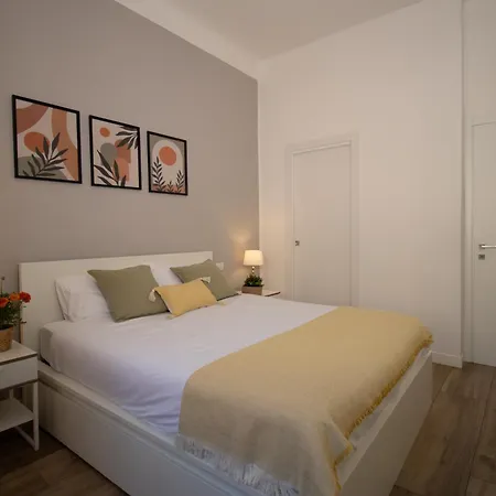 Spacious & Smart Design * Milan