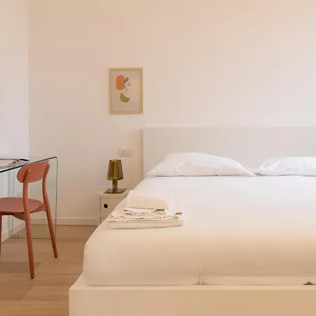 Splendido Quadrilocale Darsena - Mirable Pm Apartamento