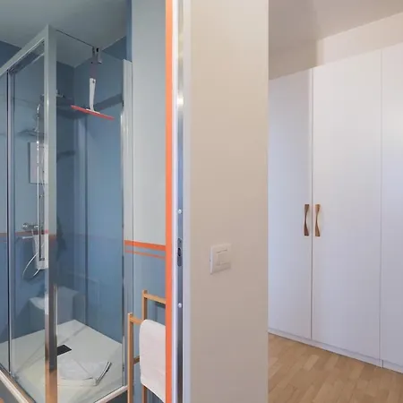 Quiet One Bedroom Near Tortona District Apartment *