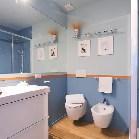 Quiet One Bedroom Near Tortona District Apartment