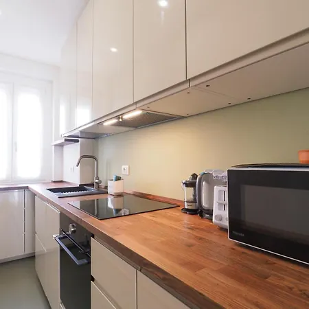 Quiet One Bedroom Near Tortona District Apartment *