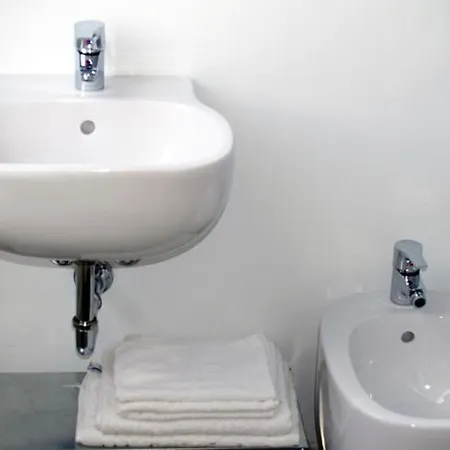 Milaninflat * Mediolan