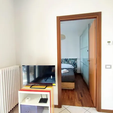 Station - With Terrace Apartment