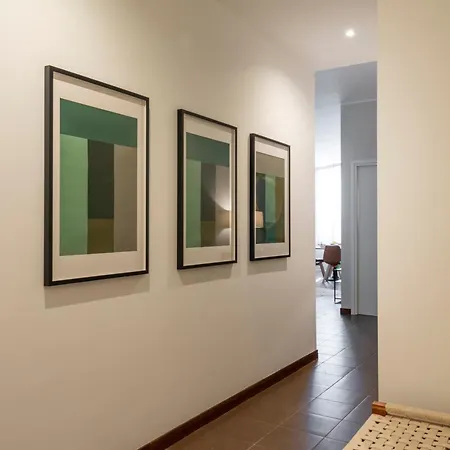 Apartman Bazzi, 49 - Bocconi Milánó