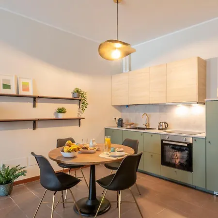 Bazzi, 49 - Bocconi Apartman Milánó